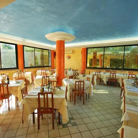 Hotel Silvaion Villamarina