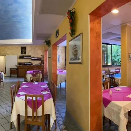 Hotel Silvaion Villamarina