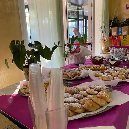 Silvaion Hotel Villamarina