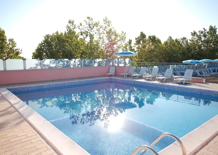 Silvaion Hotel Villamarina