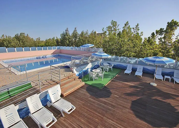 Silvaion Hotel Villamarina