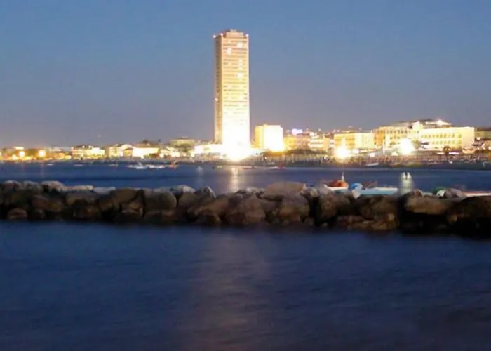 Silvaion فندق 2*